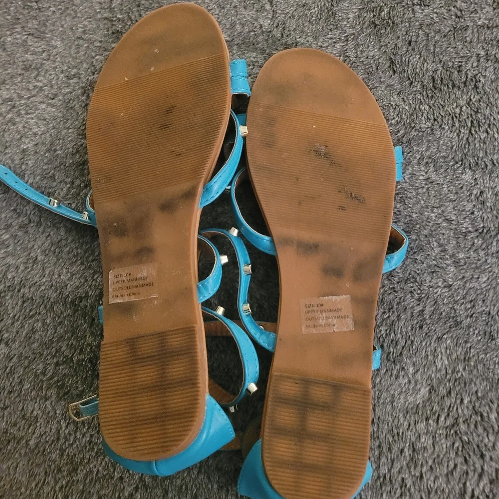 Olivia Miller Blue Studded Sandals Size 10 - Picture 4 of 4